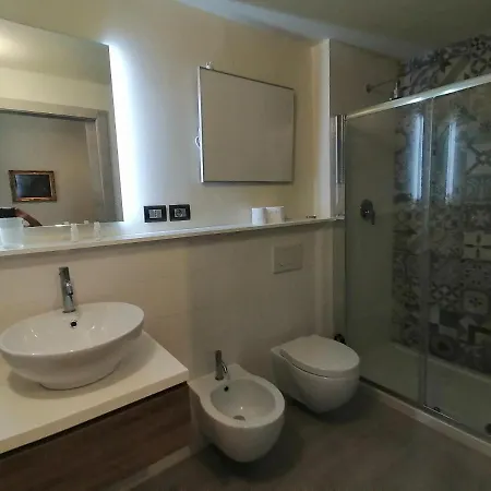 Palazzo Guasti Il Balcone Apartment *
