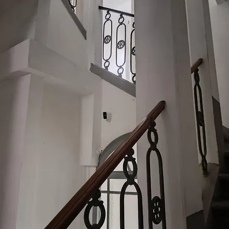 Palazzo Guasti Il Balcone Apartament